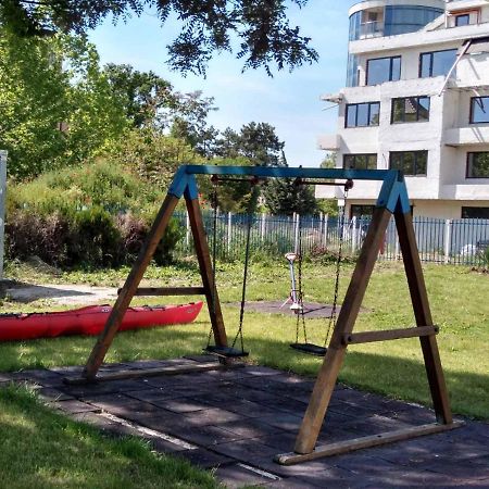 The Blue Studio - In A Complex Next To The Beach By Flаt Manаger Pomorie Exterior foto